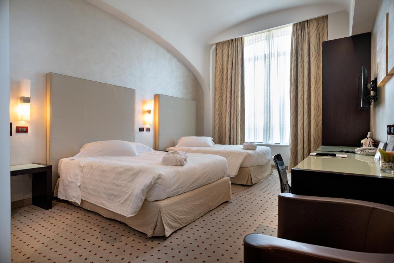 Hotel La Cartiera Виньола Экстерьер фото